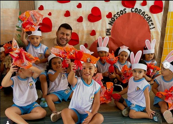 Prefeitura de Santo André realiza entrega de ovos de Páscoa para alunos da Rede Municipal