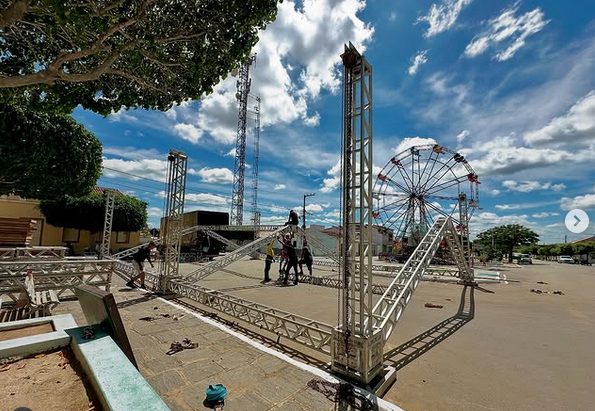 Montagem da estrutura da 8ª Festa da Cabra Rainha está a todo vapor em Santo André