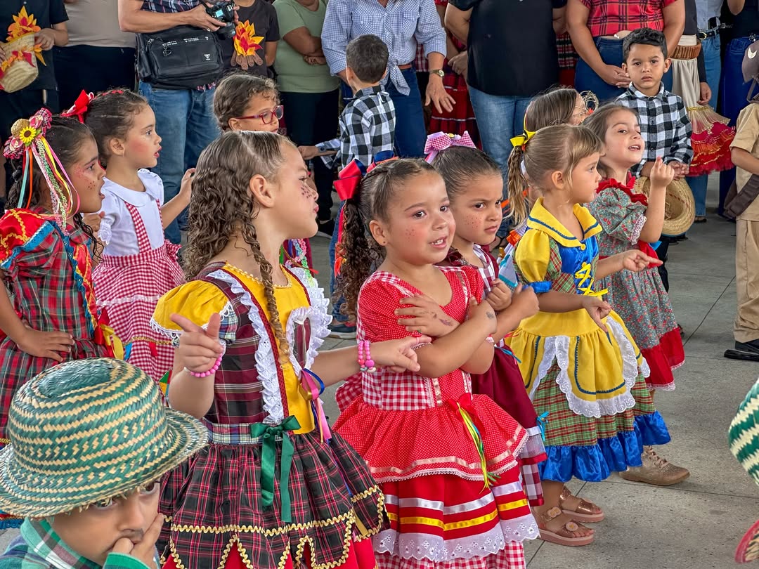 Arraiá da Educação encanta público com apresentações culturais em Santo André